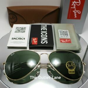 Model Display RayBan Aviator Green RB3025 G15